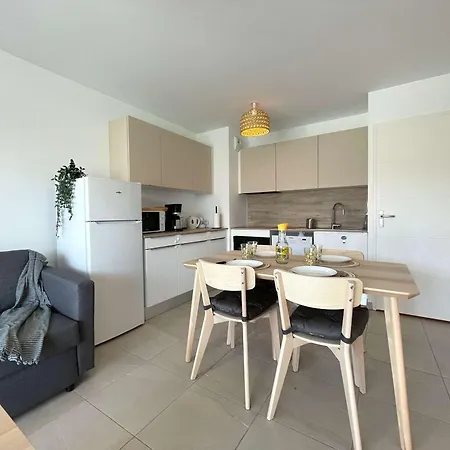 T2 Neuf Avec Piscine Et Terrasse, Centre Cavalaire, Parking Inclus - Fr-1-226b-191 Apartament