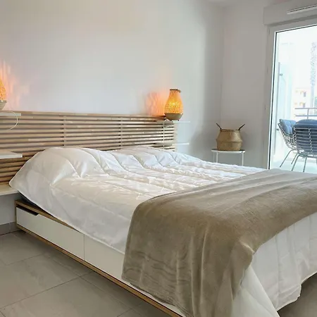 Apartament T2 Neuf Avec Piscine Et Terrasse, Centre Cavalaire, Parking Inclus - Fr-1-226b-191 *
